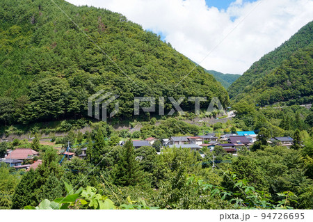 精進ブルーラインと古関集落【山梨県古関町】 94726695