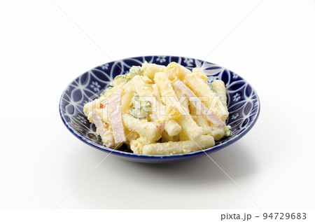 美味しそうなマカロニサラダ 美味しそうなマカロニサラダ 94729683