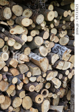 薪, 材木, 木, まき, 木材, 切断, 断面,角材、丸太,材,燃料,樹木,自然,木目 94733625