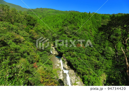 【高知県】百名瀑の轟の滝(四国八十八景) 【高知県】百名瀑の轟の滝(四国八十八景) 94734420