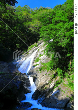 【高知県】百名瀑の轟の滝（四国八十八景） 94734457