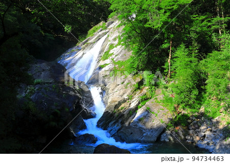 【高知県】百名瀑の轟の滝（四国八十八景） 94734463