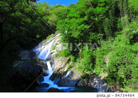 【高知県】百名瀑の轟の滝（四国八十八景） 94734464