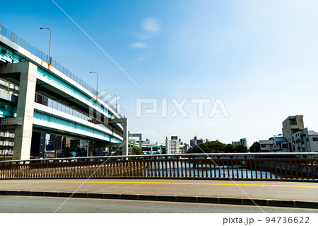 福岡市の都市高速道路 94736622
