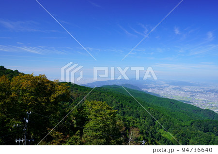 大阪と生駒山と奈良が同時に見える葛城山 94736640