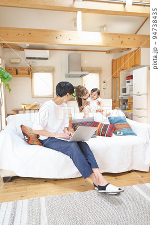 赤ちゃん家族 赤ちゃん家族 94738435