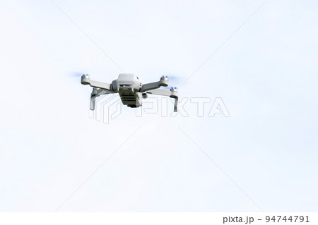 treatment of agricultural fields with unmanned quadcopters 94744791