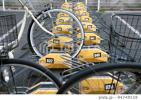 Paid bicycle parking Paid bicycle parking 94749539