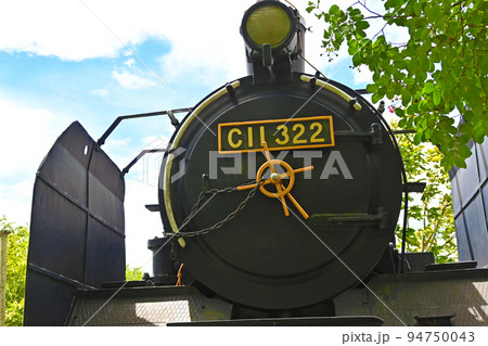 鴻巣市の C11型322号機関車（SL） 94750043