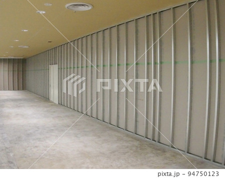 契約終了、原状回復、原状復旧、飲食店、閉店、テナント退店、テナントリーシング、工事、敷金返還、保証金 94750123