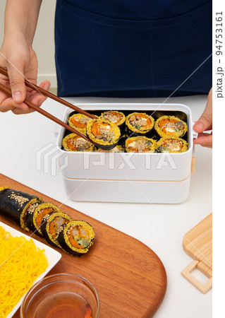 low carb egg keto kimbap, Korean sushi roll 94753161