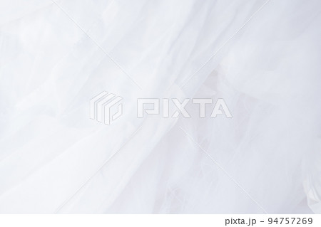 ファブリック　背景素材　白　white　ホワイト　衣装　飾りつけ　テキストスペース　仮想空間 94757269