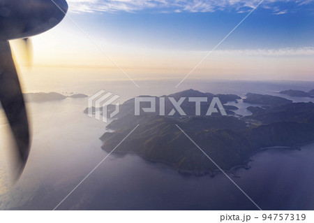上空から見た五島列島の風景　久賀島周辺 94757319