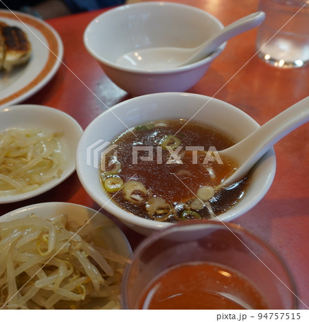 「町中華（セットのスープ）」 94757515