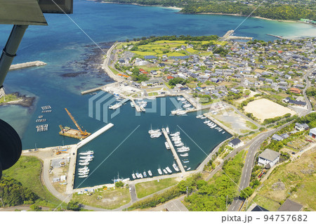 上空から見た五島列島　小泊浦周辺 94757682