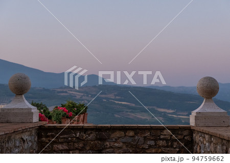 Beautiful view of Tuscany landscape and landmarks. Summer in Italy 94759662