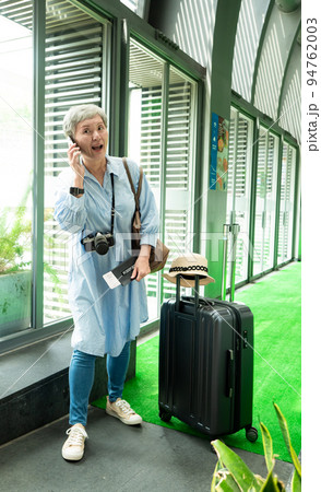 白髪 白髭 白い毛 94762003