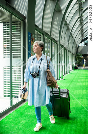 白髪 白髭 白い毛 94762008