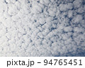 うろこ雲 94765451