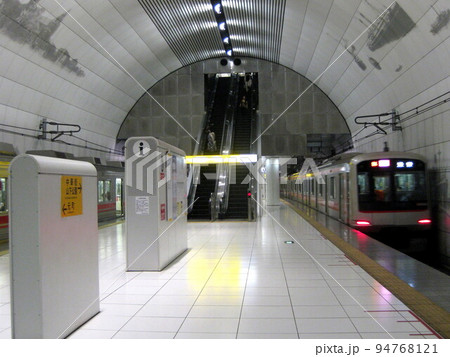 みなとみらい線 元町・中華街駅 伊東豊雄 94768121