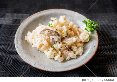 きのこのクリームリゾット 94768868