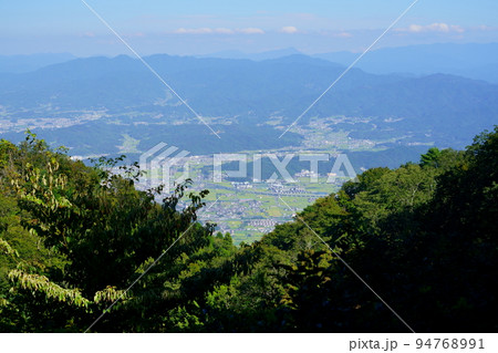 葛城山山頂から見下ろす・御所市・明日香村 94768991