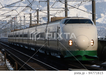 冬の東北・上越新幹線200系電車 94771615