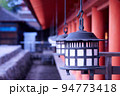 嚴島神社の吊り燈籠 94773418