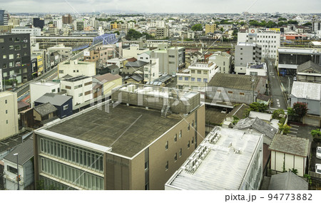 豊橋の町並み　城海津跨線橋　愛知県豊橋市 94773882