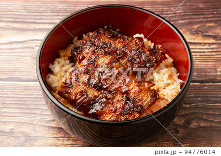 竹輪の蒲焼き丼 竹輪の蒲焼き丼 94776014
