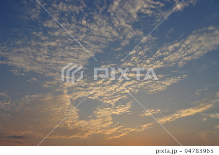 夕焼け空 雲 夕焼け空 雲 94783965