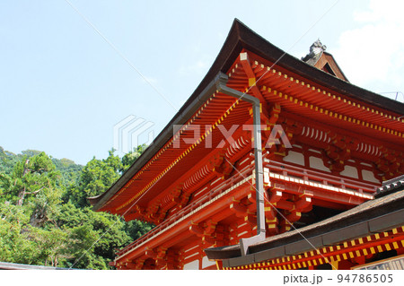 春日大社　奈良県　奈良春日大社　朱塗り回廊　本殿　 94786505