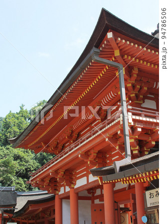 春日大社　奈良県　奈良春日大社　朱塗り回廊　本殿　 94786506