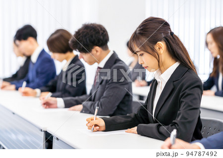 試験会場 試験会場 94787492