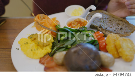 All day breakfast in coffee shop 94794732