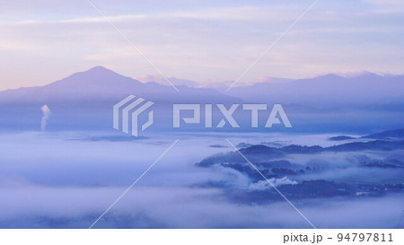 美しい秩父雲海 美しい秩父雲海 94797811