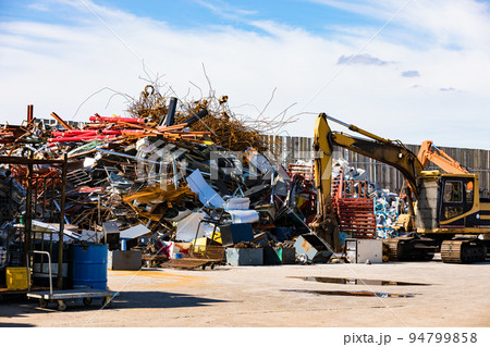 廃棄物リサイクル業　重機パワーショベル 94799858