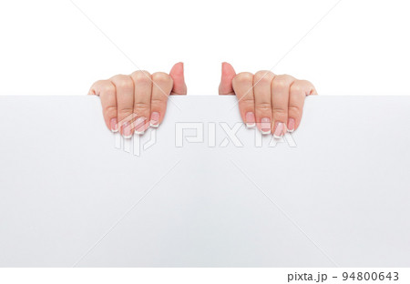 Close up of female hand holding blank advertising card isolated on white background 94800643