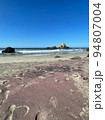 ファイファービーチのピンクの砂浜　ビッグサー　Pfeiffer Beach, Big Sur 94807004