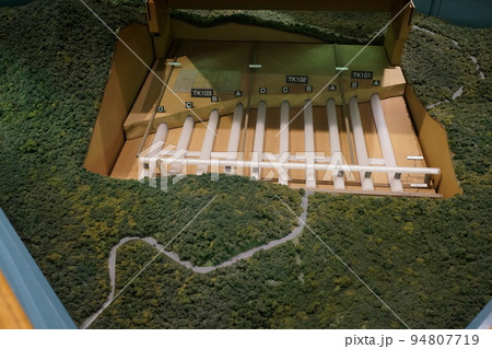 串木野国家石油地下備蓄基地 展示館(地下タンク原油注入模型) 串木野国家石油地下備蓄基地 展示館(地下タンク原油注入模型) 94807719