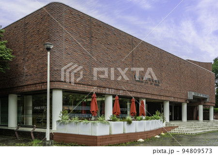 豊橋公園 豊橋市美術博物館 愛知県豊橋市 豊橋公園 豊橋市美術博物館 愛知県豊橋市 94809573