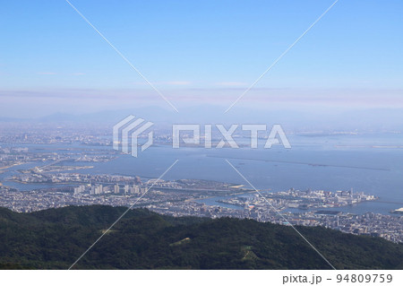 六甲ガーデンテラスより望む大阪湾 94809759