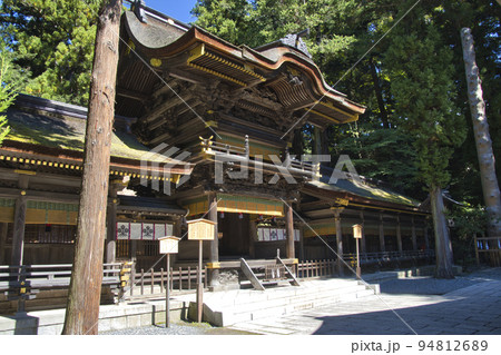 諏訪大社 下社春宮 弊拝殿(長野県下諏訪町) 諏訪大社 下社春宮 弊拝殿(長野県下諏訪町) 94812689