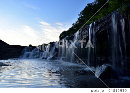 夏の黒滝 夏の黒滝 94812930