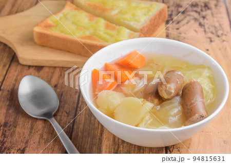 ポトフとチーズトースト 94815631