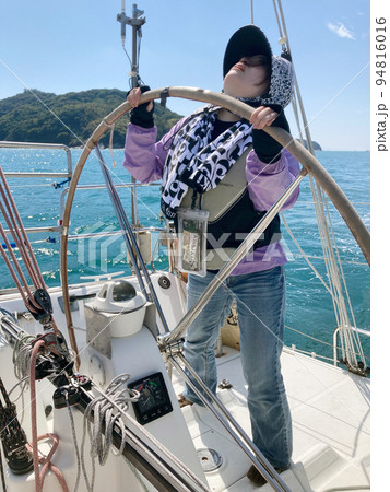 沼島からセーリング、風を読む（兵庫県 南あわじ市 ヨット） 94816016