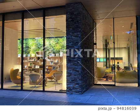 ホテル 共用スペース ブックカフェ ホテル 共用スペース ブックカフェ 94816039