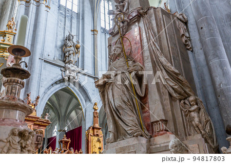 Marble sculptures in Salem abbey, bavaria, germany Marble sculptures in Salem abbey, bavaria, germany 94817803