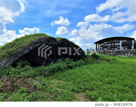 出水特攻碑公園　掩体壕（特別攻撃隊出撃の地：260余名南方へ) 出水市平和町　鹿児島県 94819976