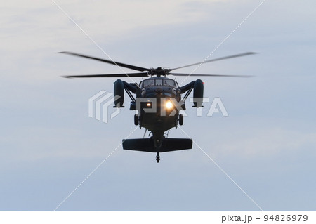 UH-60J救難ヘリ　訓練飛行 94826979